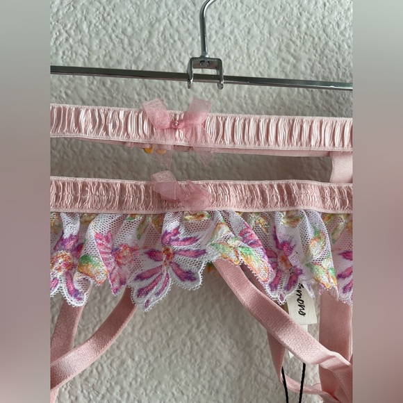 NWT For Love & Lemons April Bloom Garter Belt Pink Floral - Picture 10 of 16